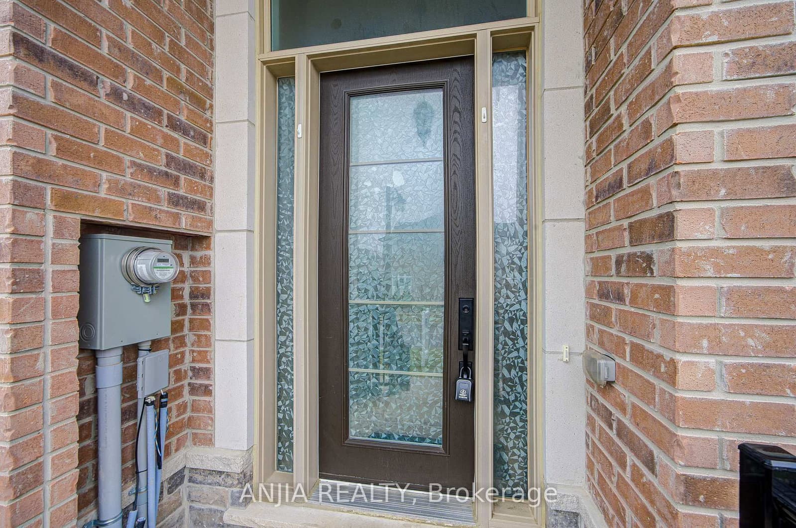 329 Swan Park Road, Markham, ON — photo 2