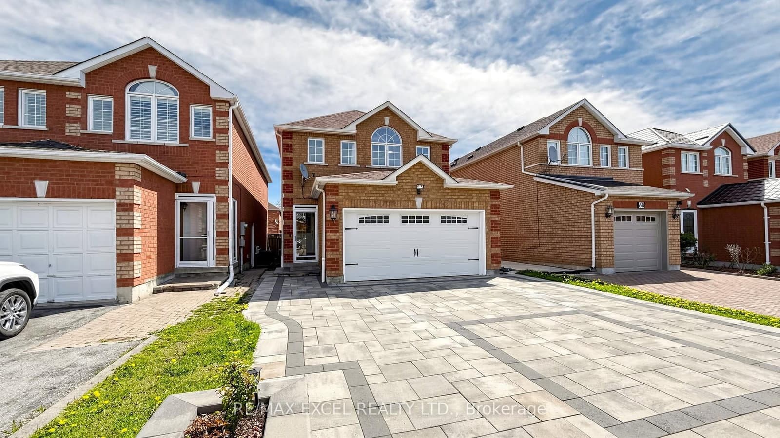 70 Stella Drive, Markham, ON — photo 2