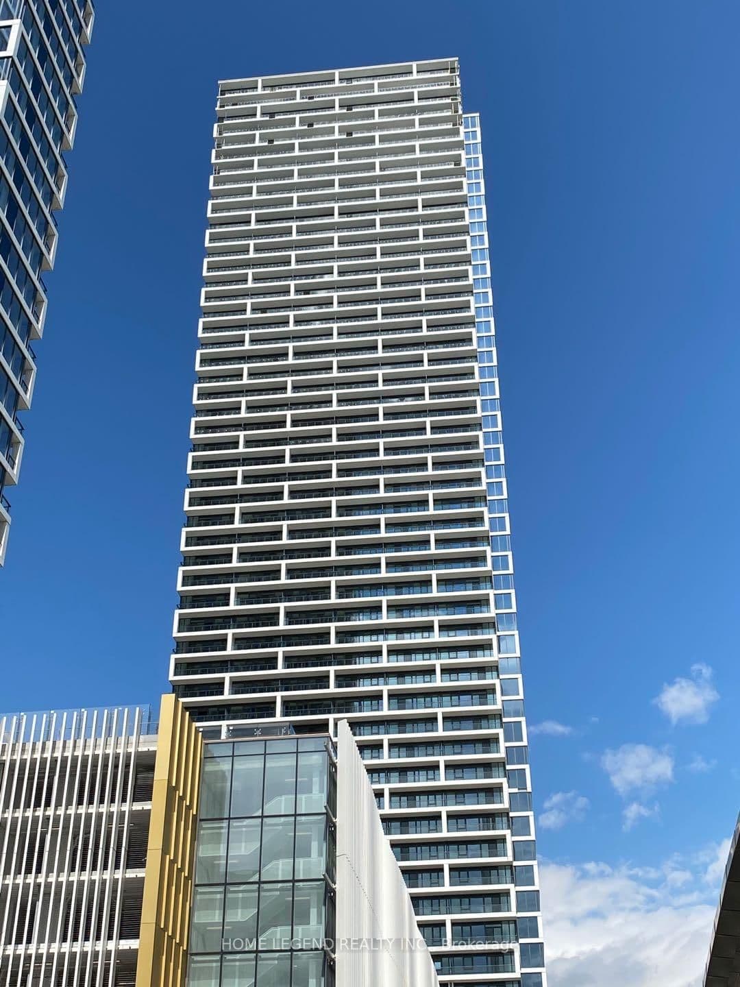1806 - 898 Portage Parkway, Vaughan, ON
