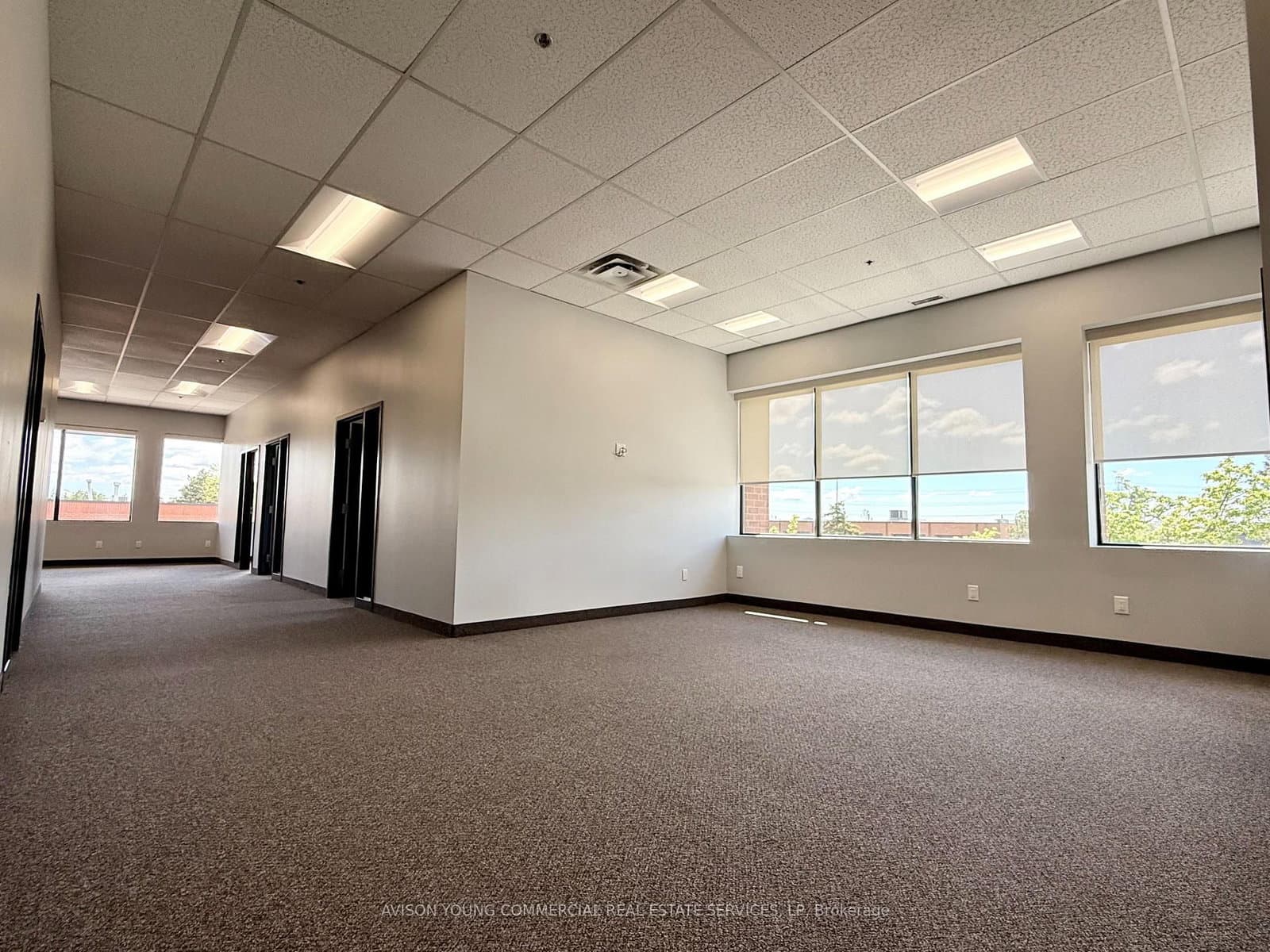 9 - 180 Jardin Drive, Vaughan, ON — photo 3