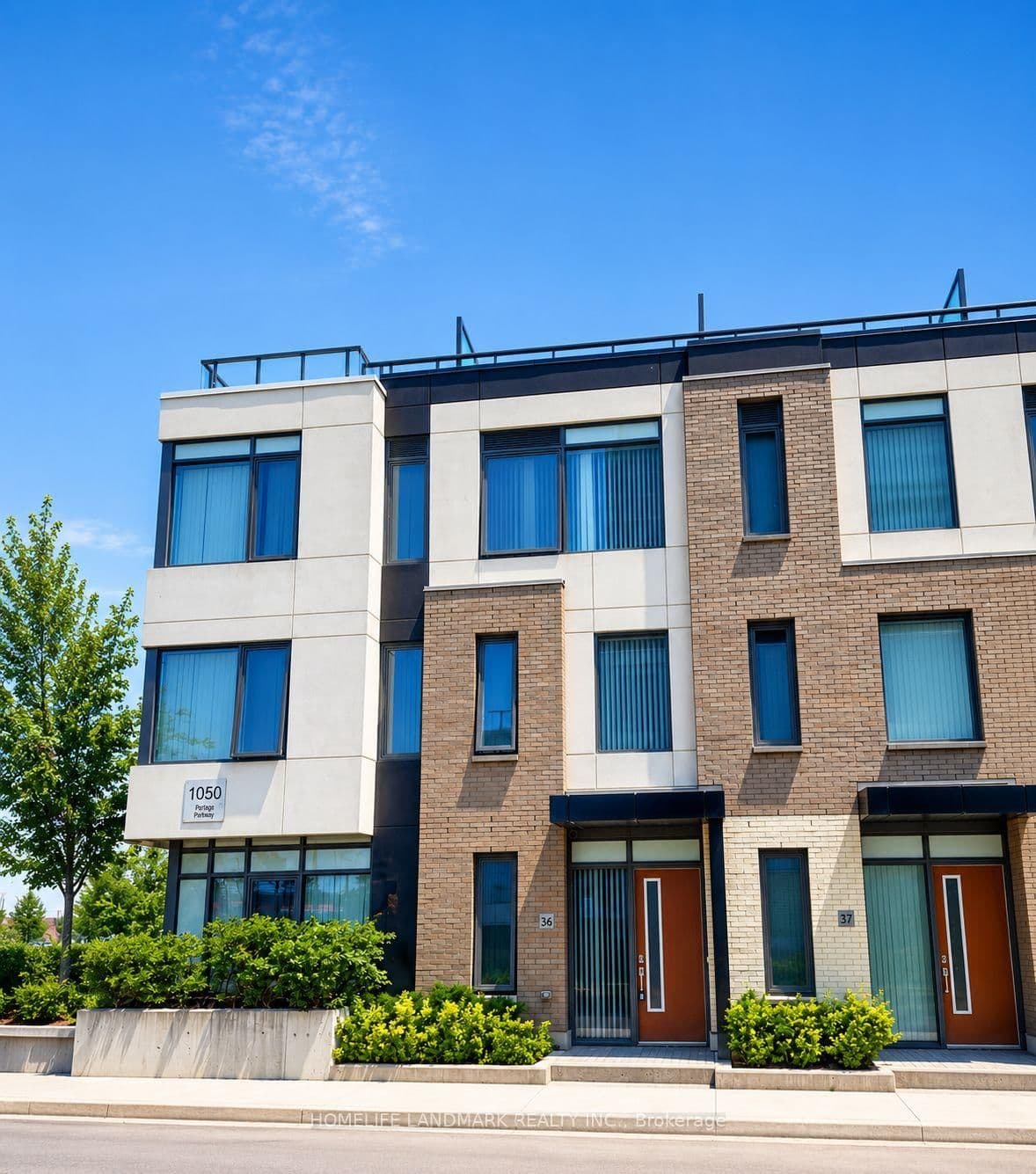 Th36 - 1050 Portage Parkway, Vaughan, ON