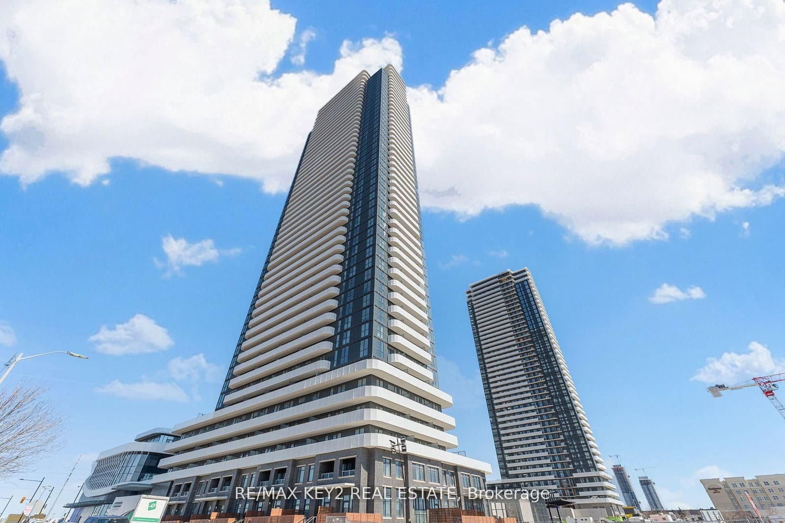 2602 - 195 Commerce Street, Vaughan, ON