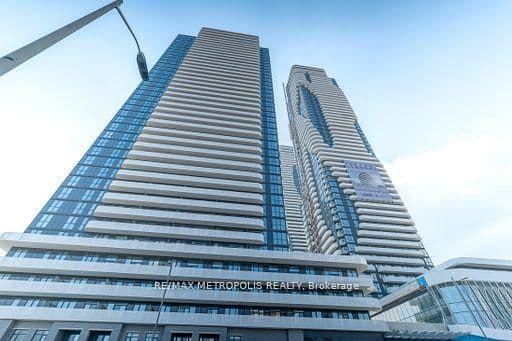 621 - 28 Interchange Way, Vaughan, ON