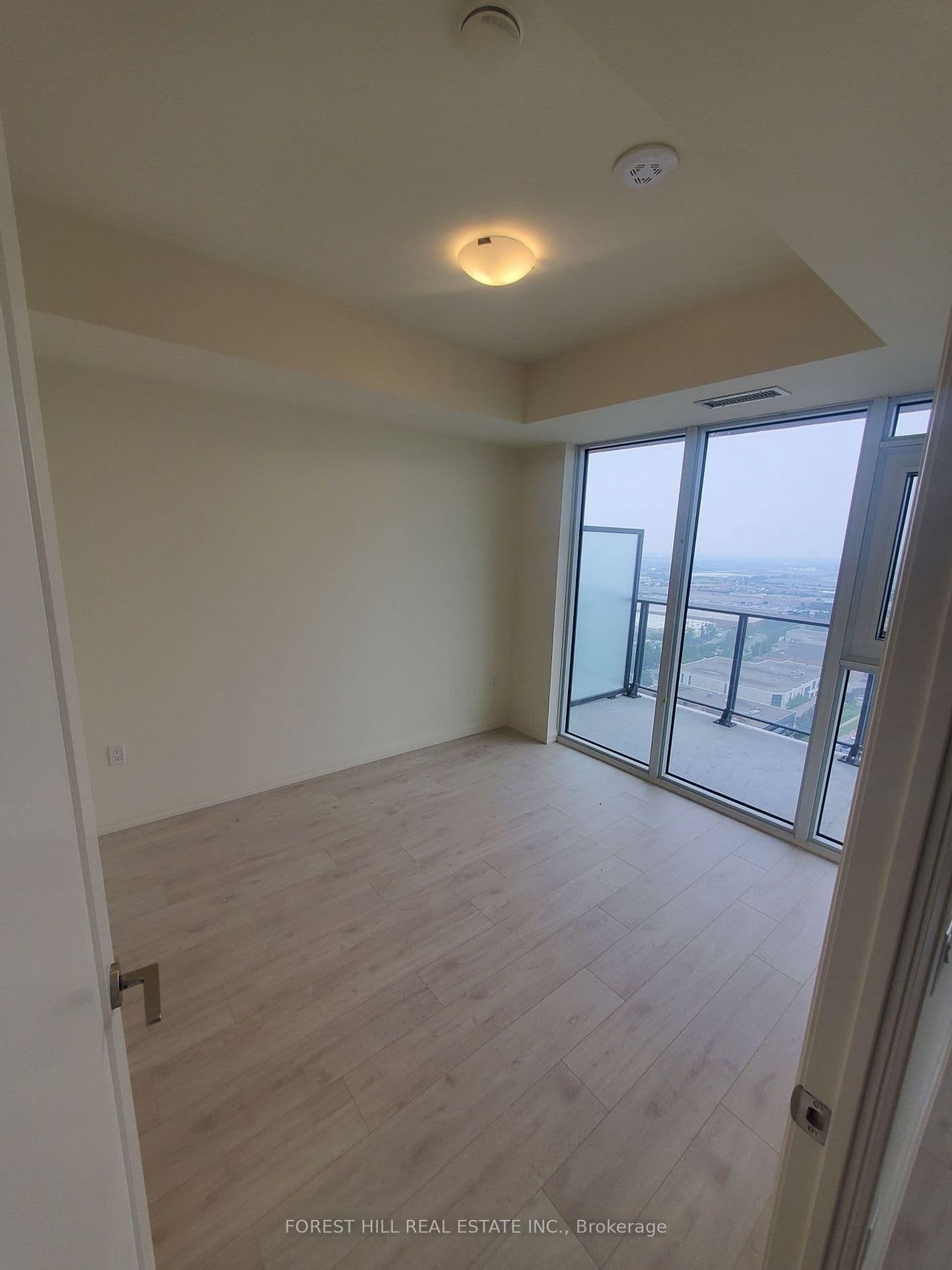 2522 - 8960 Jane Street, Vaughan, ON — photo 3