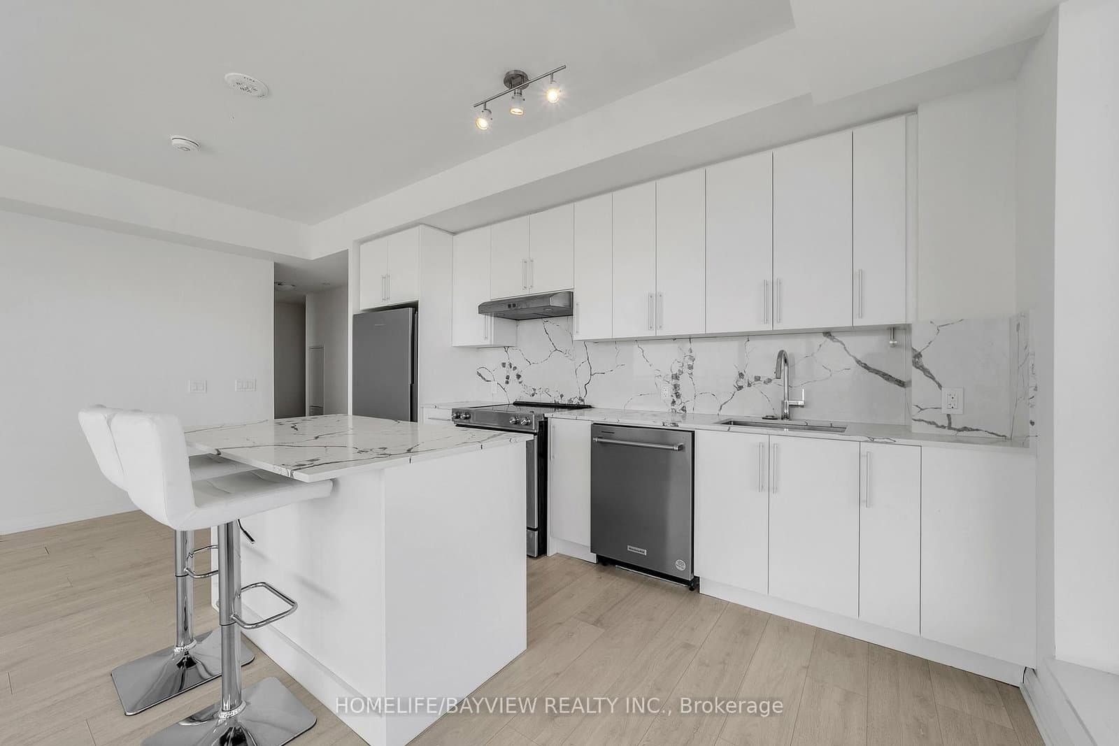 228 - 8960 Jane Street, Vaughan, ON — photo 3