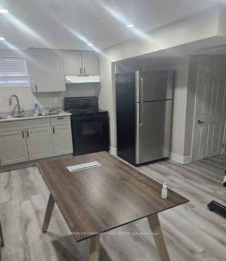 14 Kirby Road, Toronto, ON — photo 2