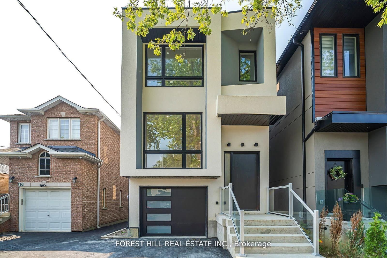 19 Simpson Avenue, Toronto, ON