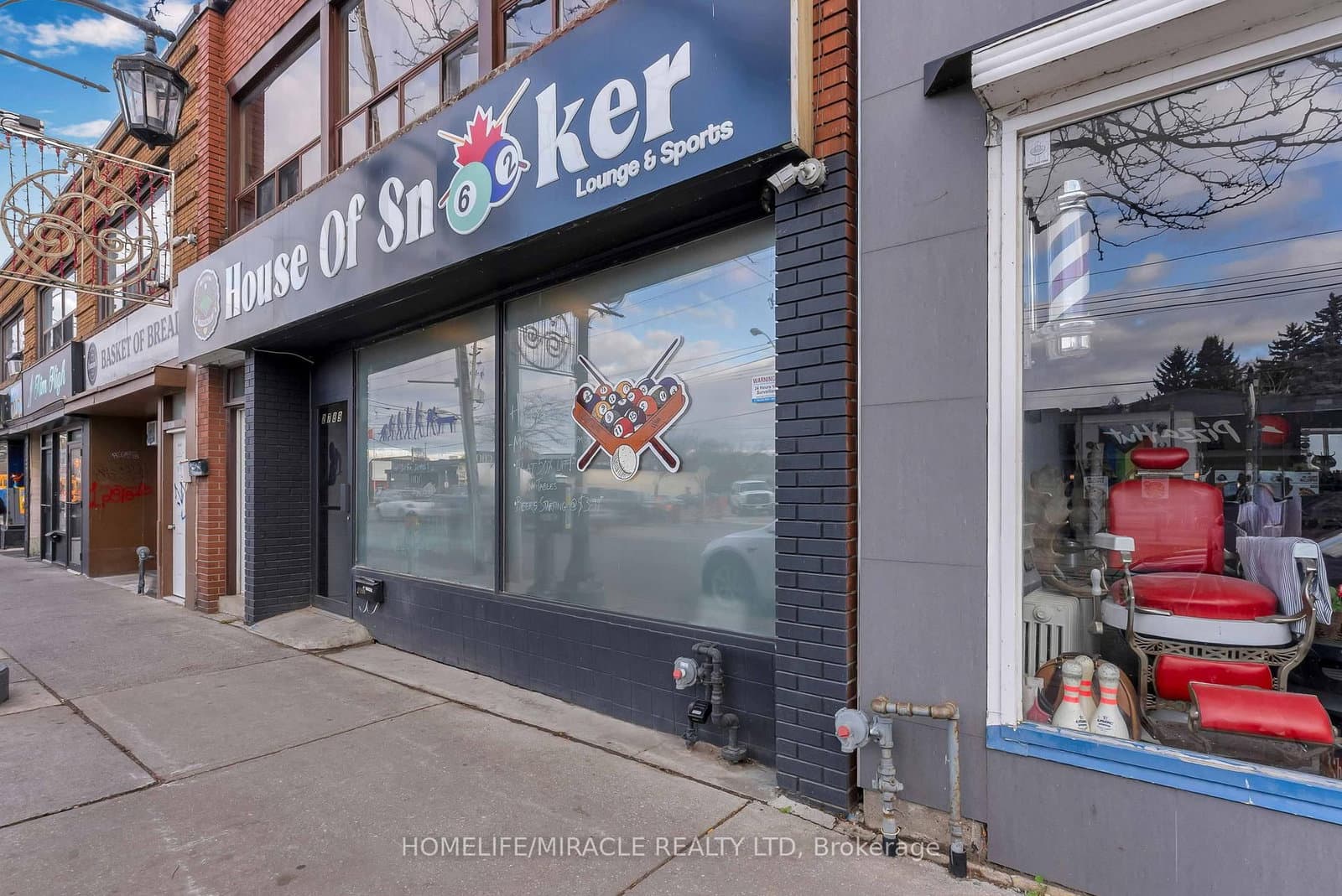 2789 Lakeshore Boulevard, Toronto, ON