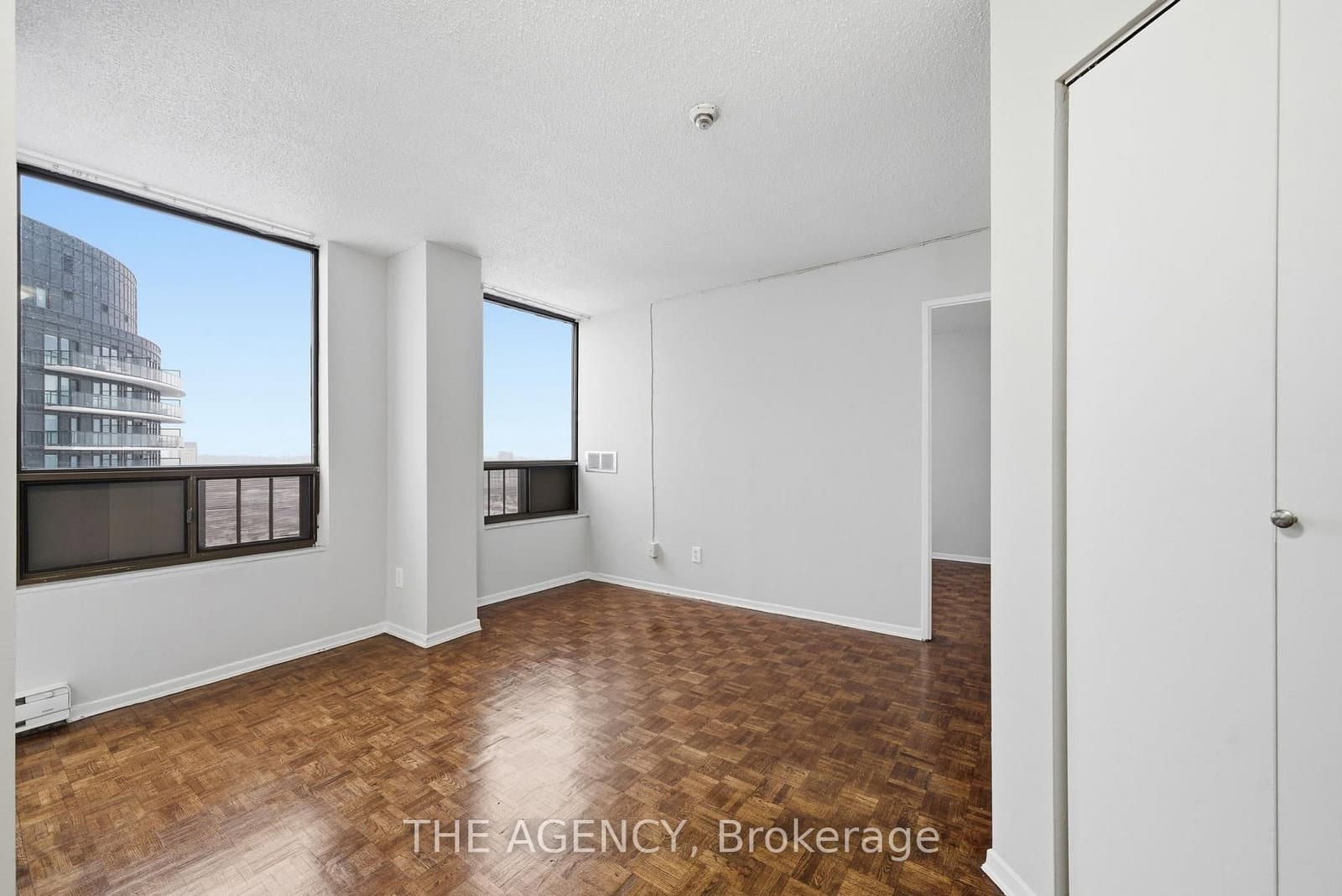 2719B - 2360 Dundas Street, Toronto, ON