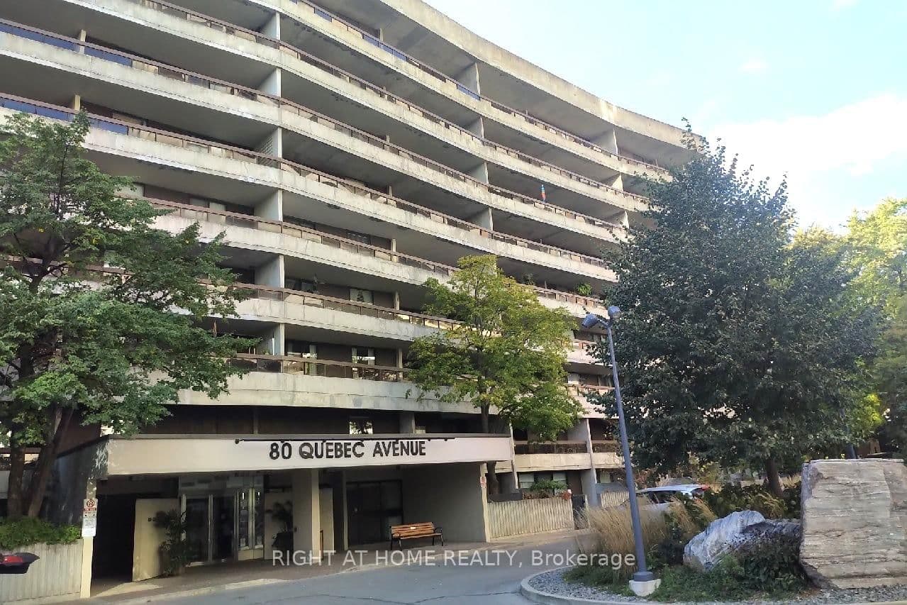 607 - 80 Quebec Avenue, Toronto, ON