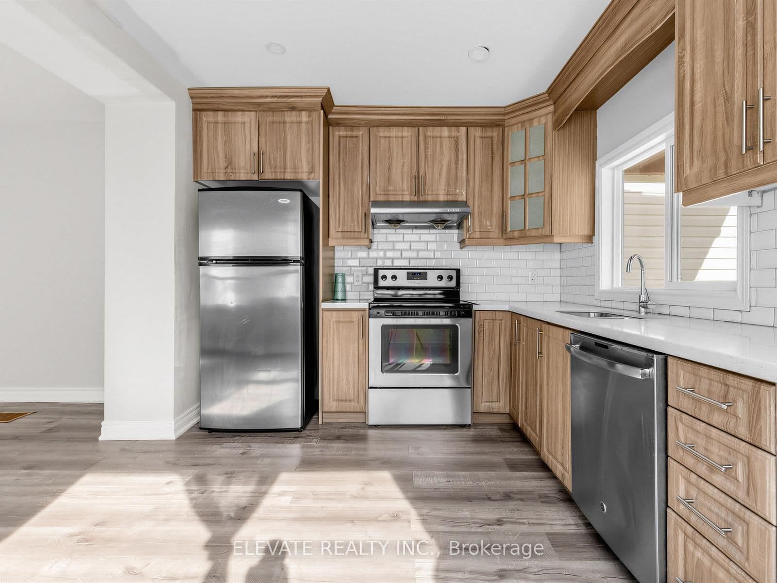 11 Rowntree Avenue, Toronto, ON — photo 3