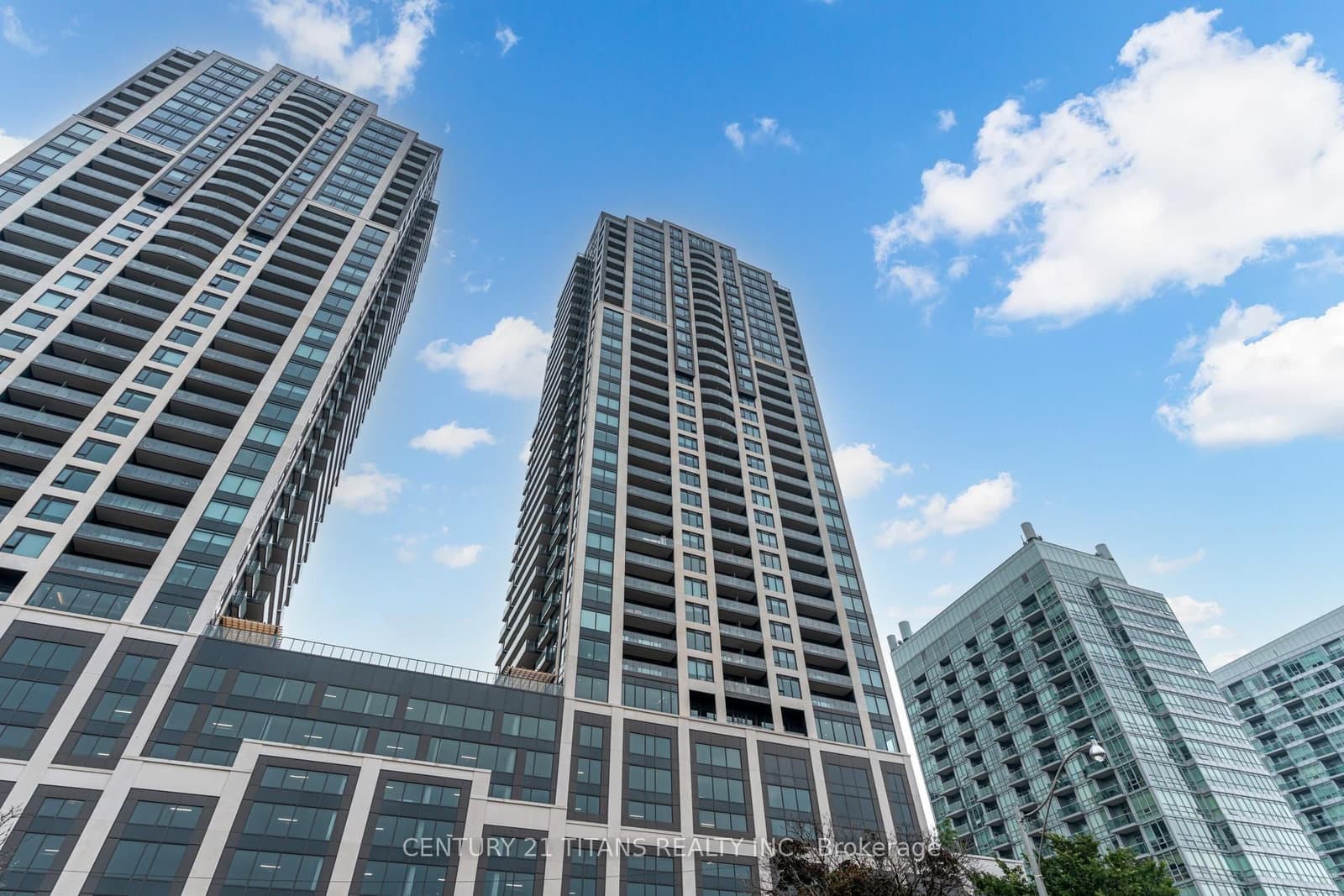 4010 - 1926 Lakeshore Boulevard, Toronto, ON — photo 2