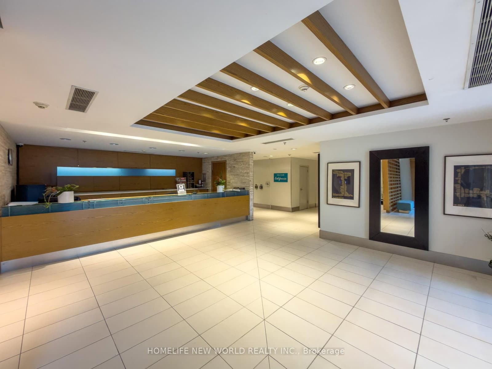 1722 - 165 Legion Road, Toronto, ON — photo 3
