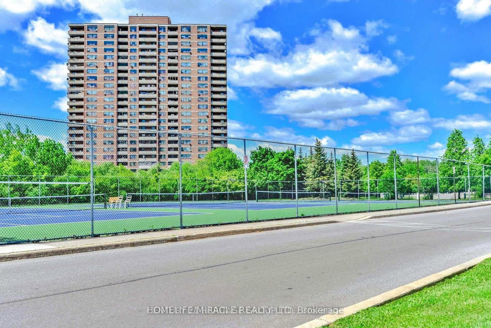 708 - 5 Rowntree Road, Toronto, ON — photo 3