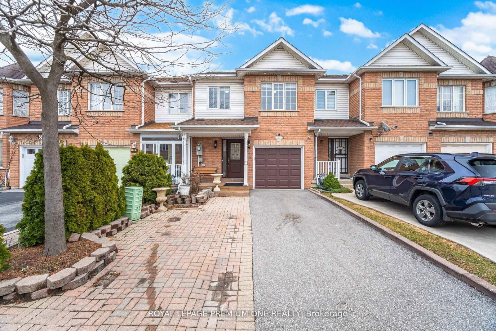 64 Mare Crescent, Toronto, ON — photo 2