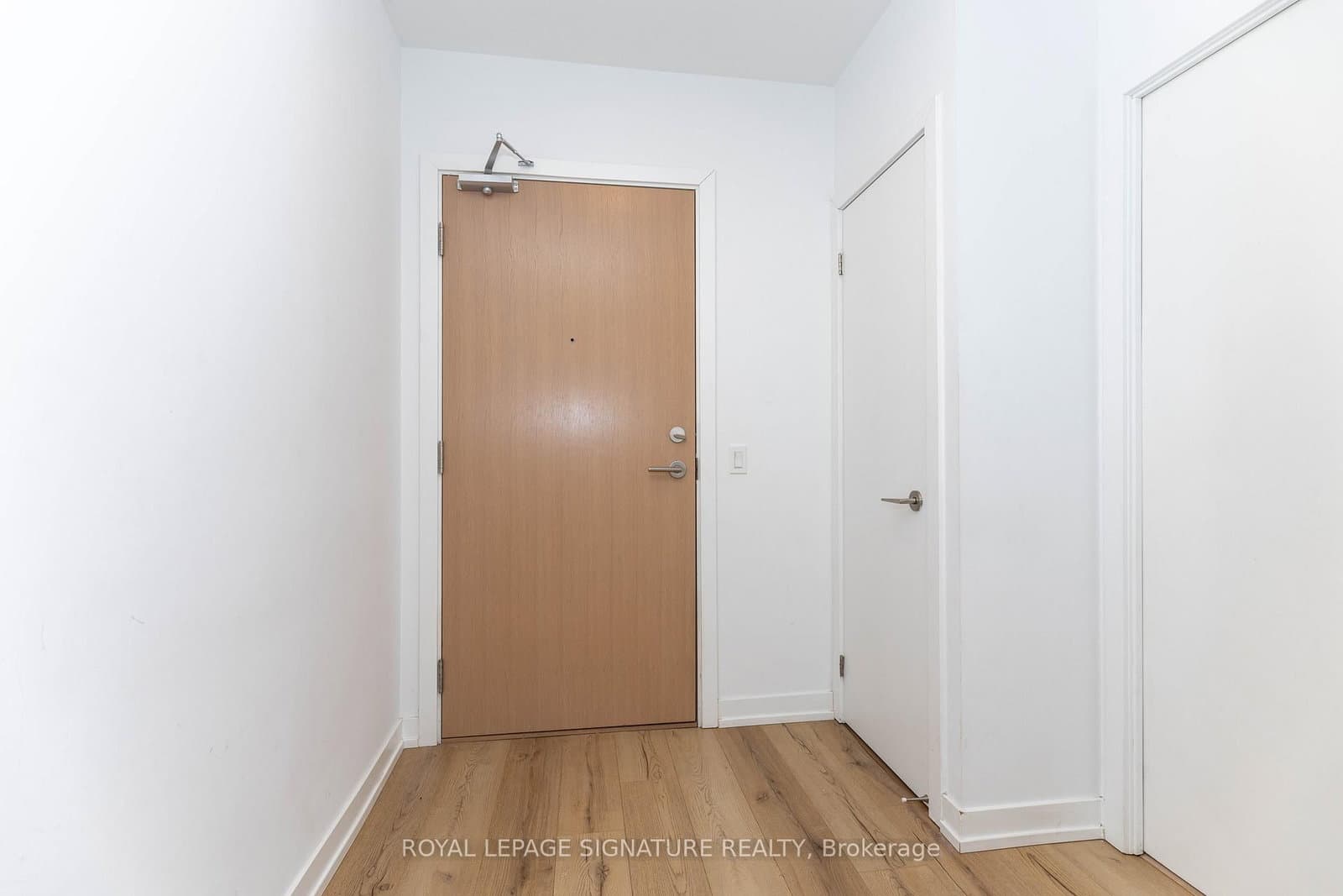 610 - 1195 The Queensway, Toronto, ON — photo 2