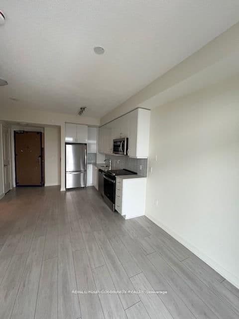 3410 - 38 Annie Craig Drive, Toronto, ON — photo 2
