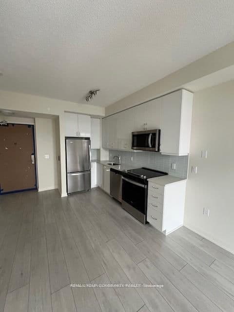 3410 - 38 Annie Craig Drive, Toronto, ON — photo 3