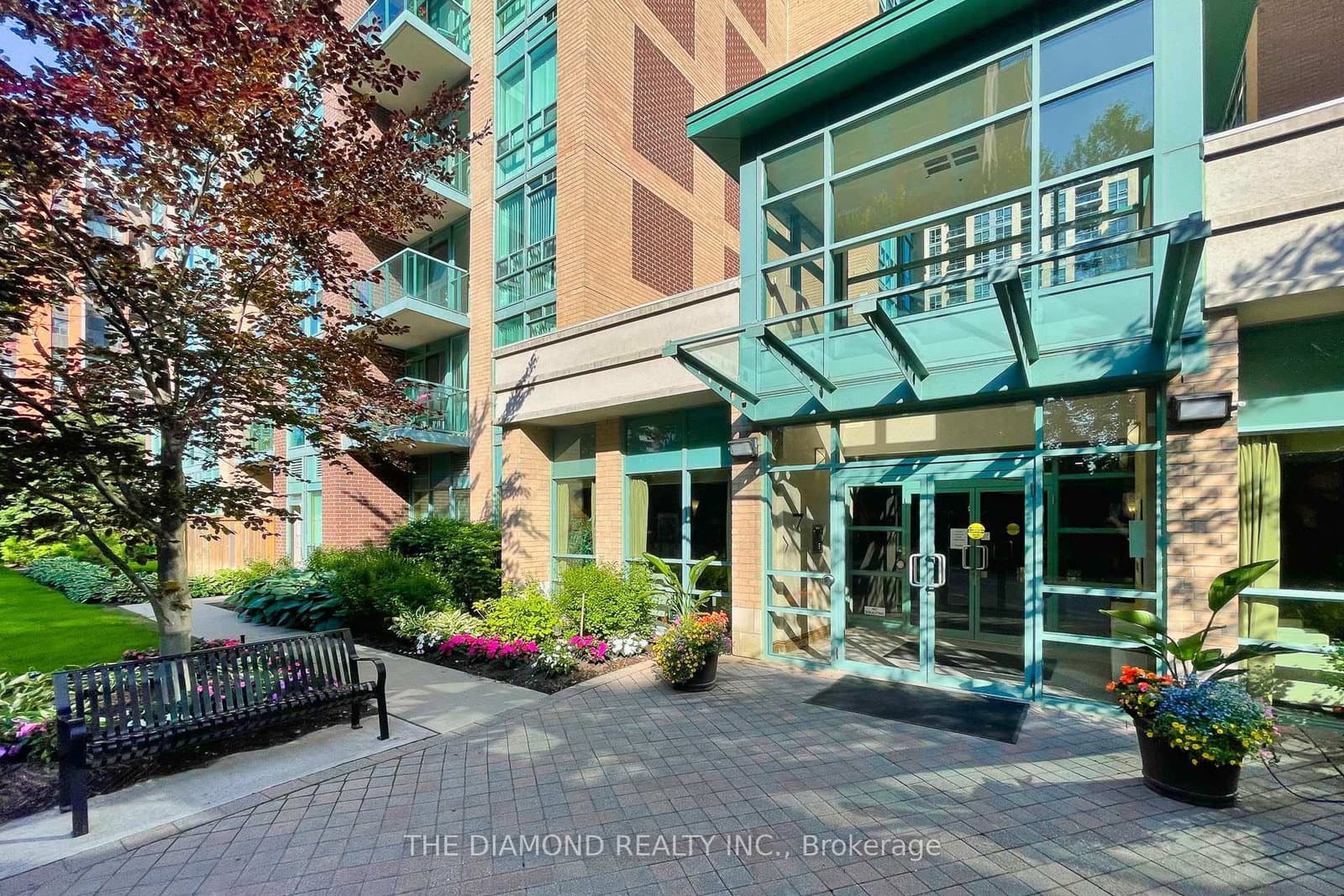 1508 - 7 Michael Power Place, Toronto, ON — photo 2