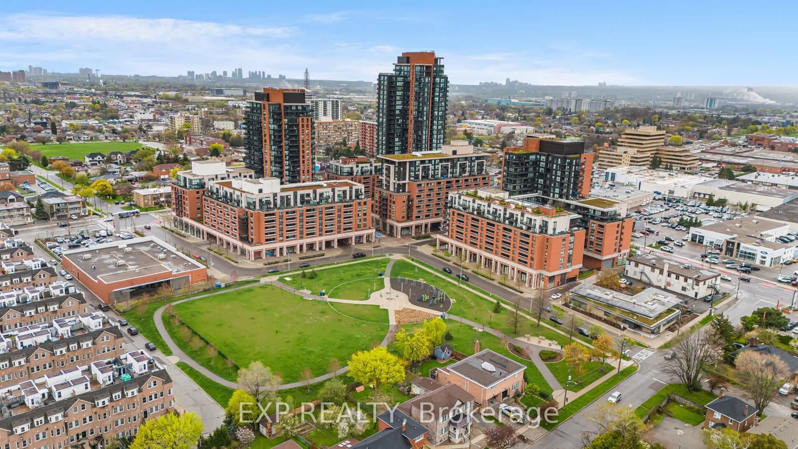 729 - 830 Lawrence Avenue, Toronto, ON