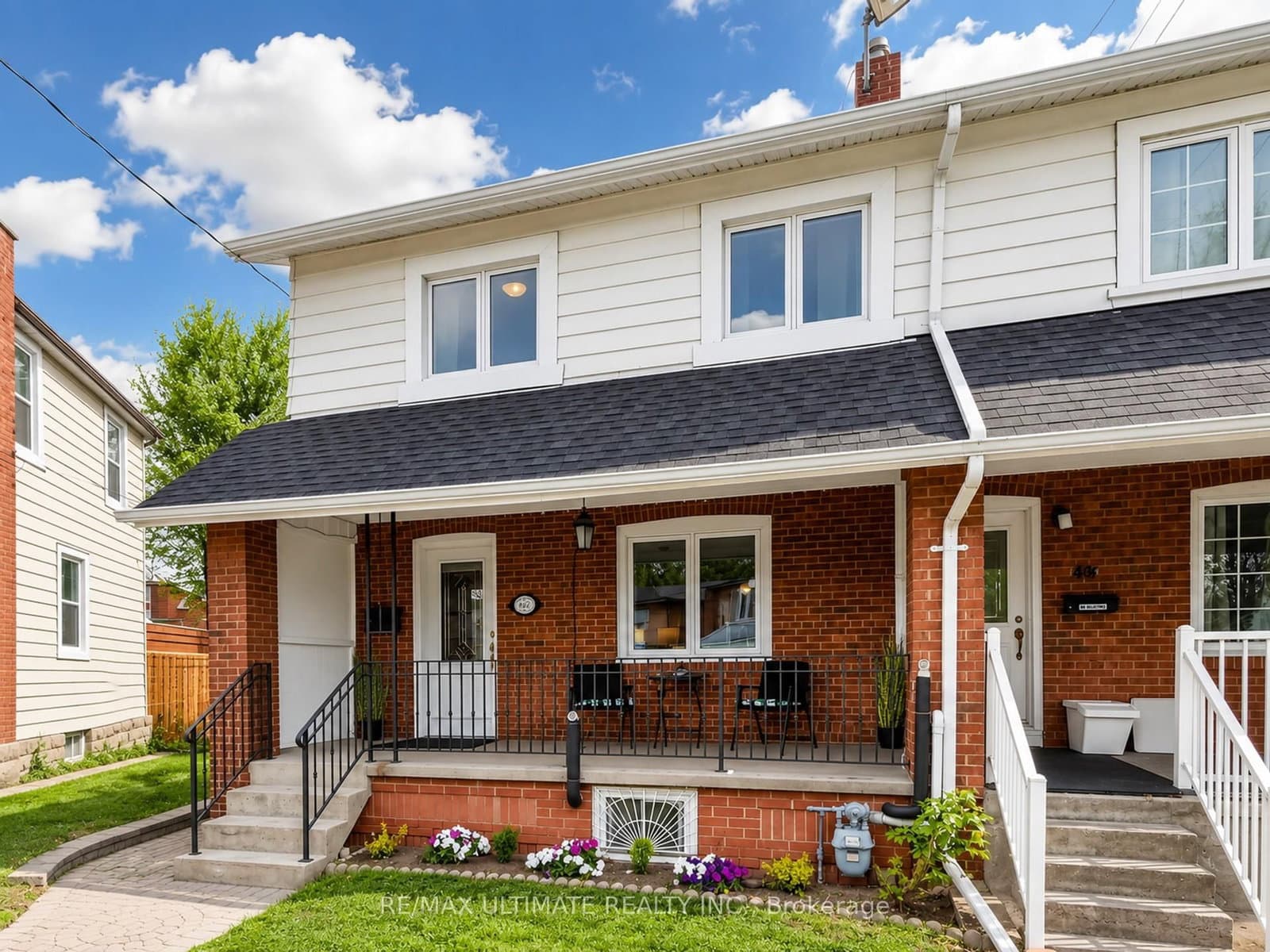 & Laneway House - 35 Blackthorn Avenue, Toronto, ON