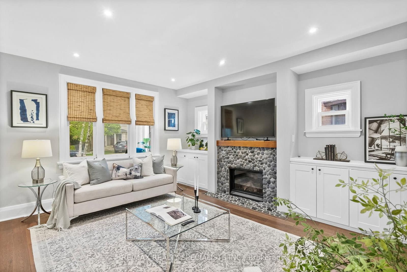 157 Queens Avenue, Toronto, ON