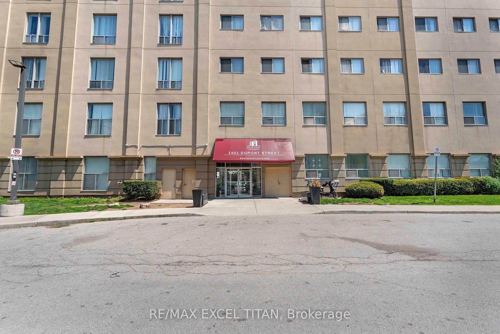 605 - 1401 Dupont Street, Toronto, ON
