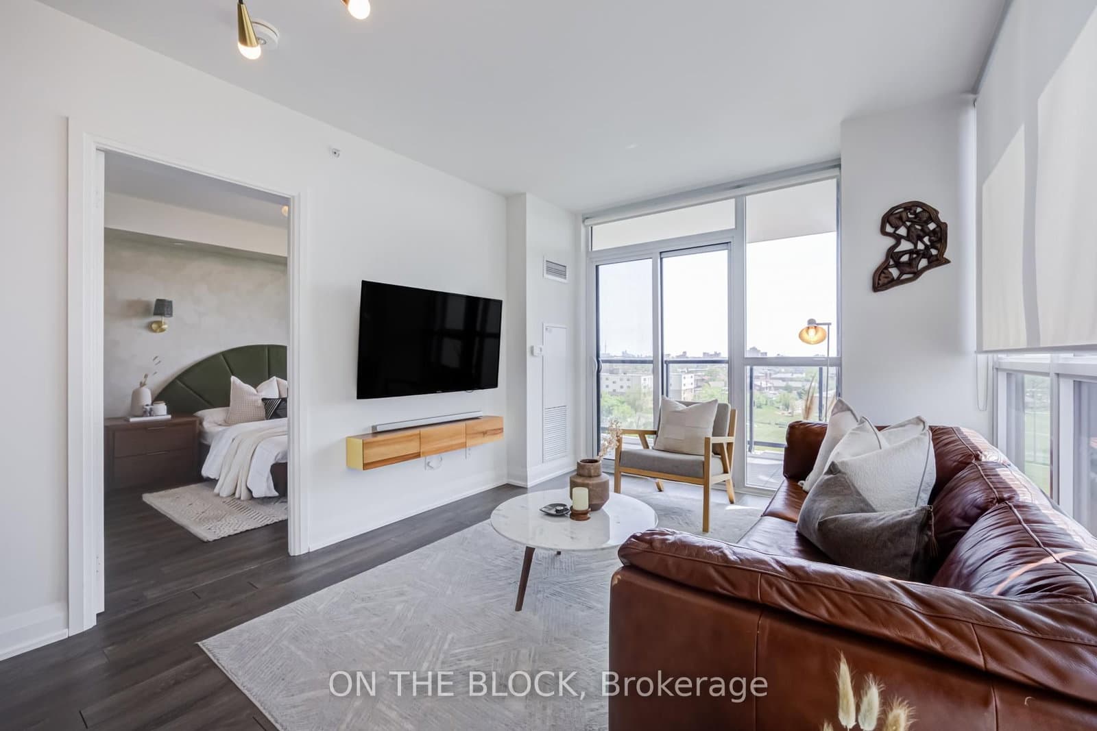 810 - 1461 Lawrence Avenue, Toronto, ON — photo 3