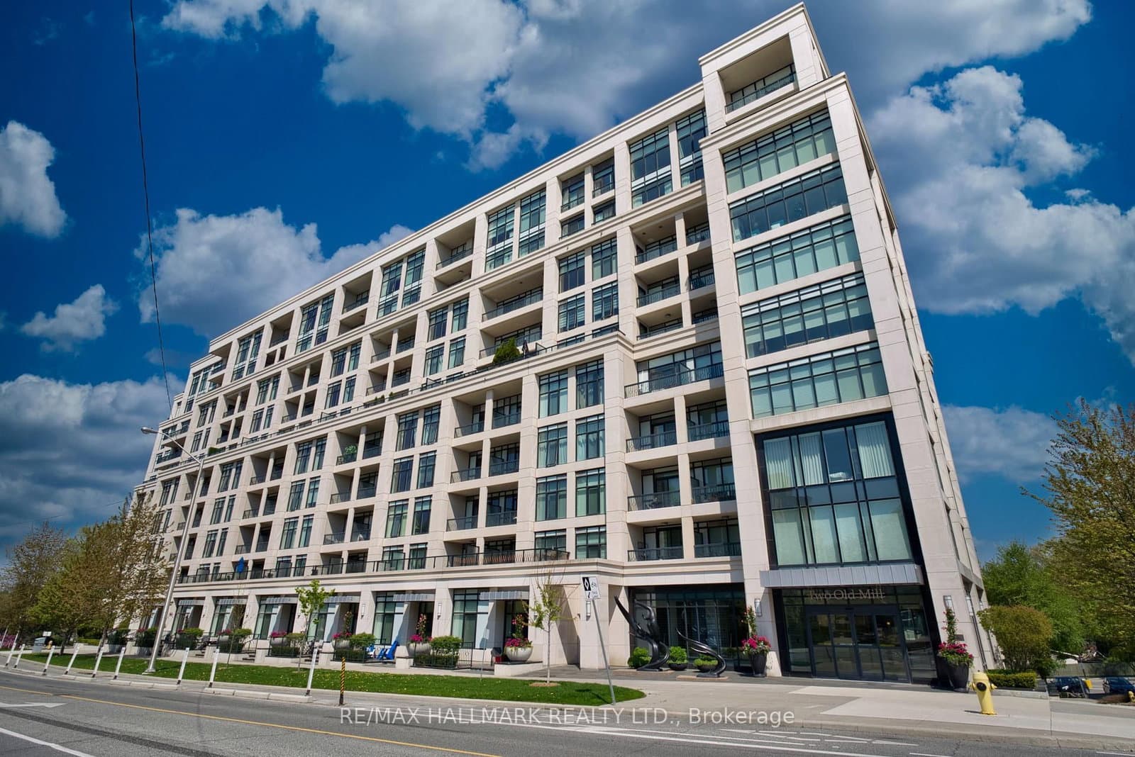 316 - 2 Old Mill Drive, Toronto, ON