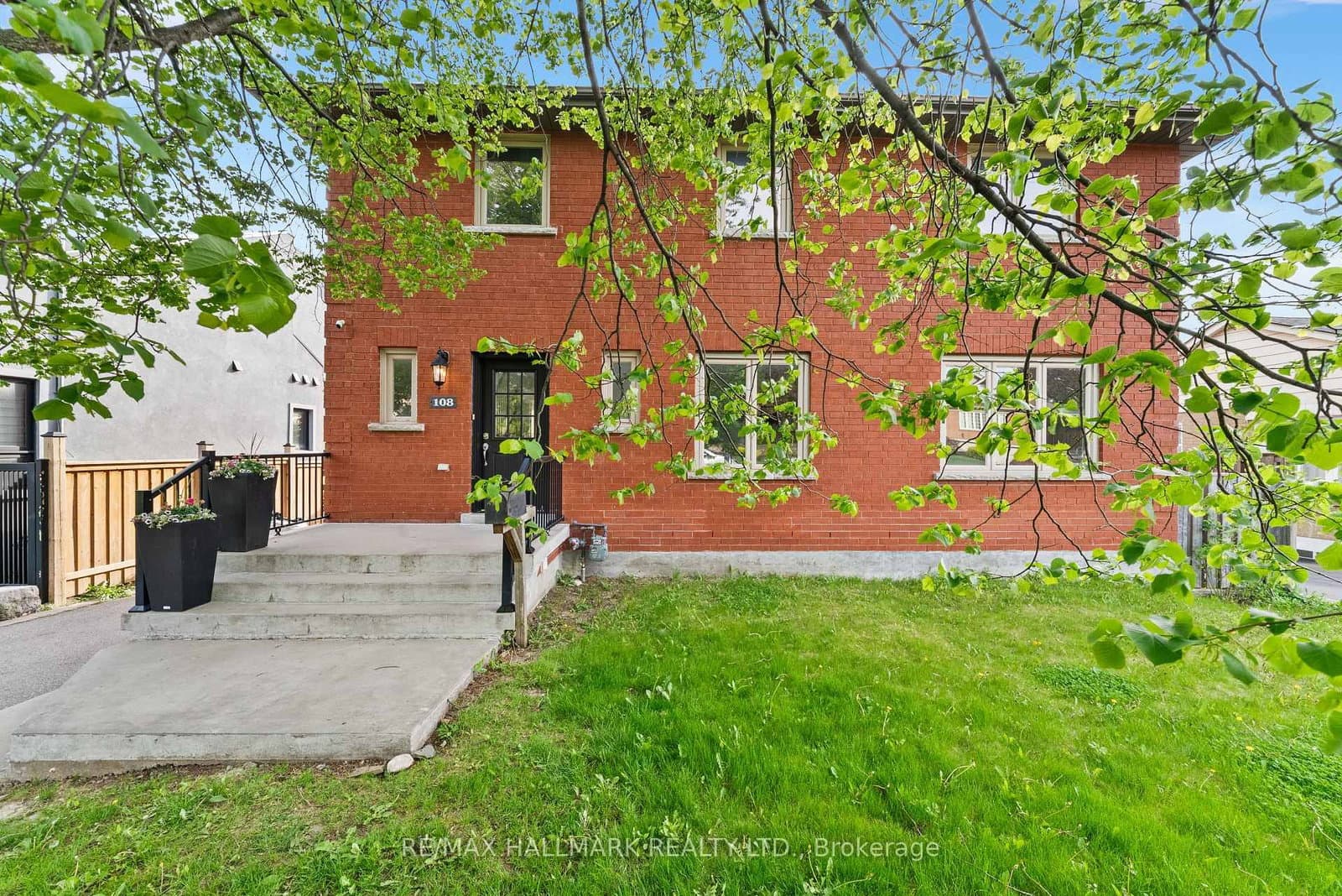 108 Lexfield Avenue, Toronto, ON — photo 2