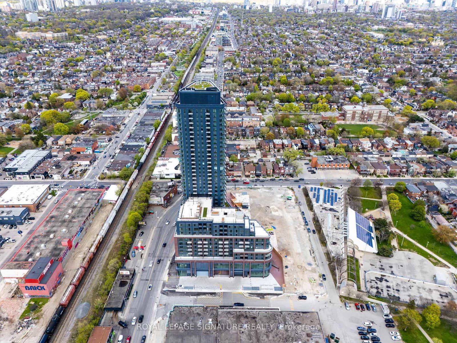 1601 - 1185 Dupont Street, Toronto, ON — photo 2