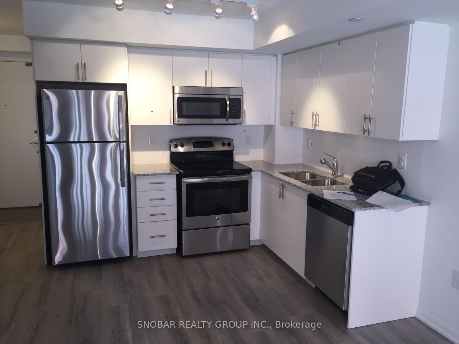 423 - 830 Lawrence Avenue, Toronto, ON — photo 3