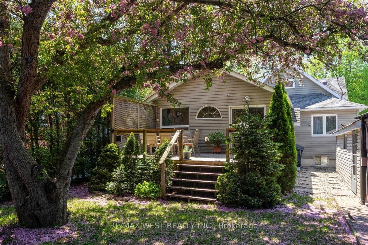 35 Gort Avenue, Toronto, ON