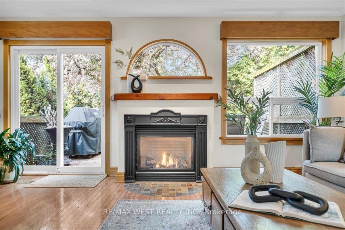 35 Gort Avenue, Toronto, ON — photo 3