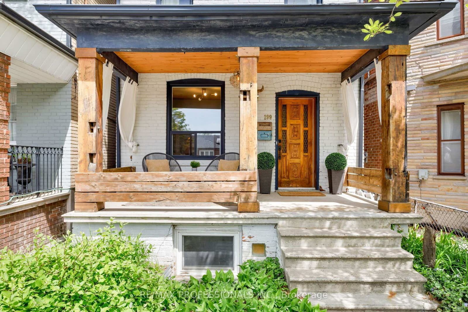 199 Osler Street, Toronto, ON — photo 2