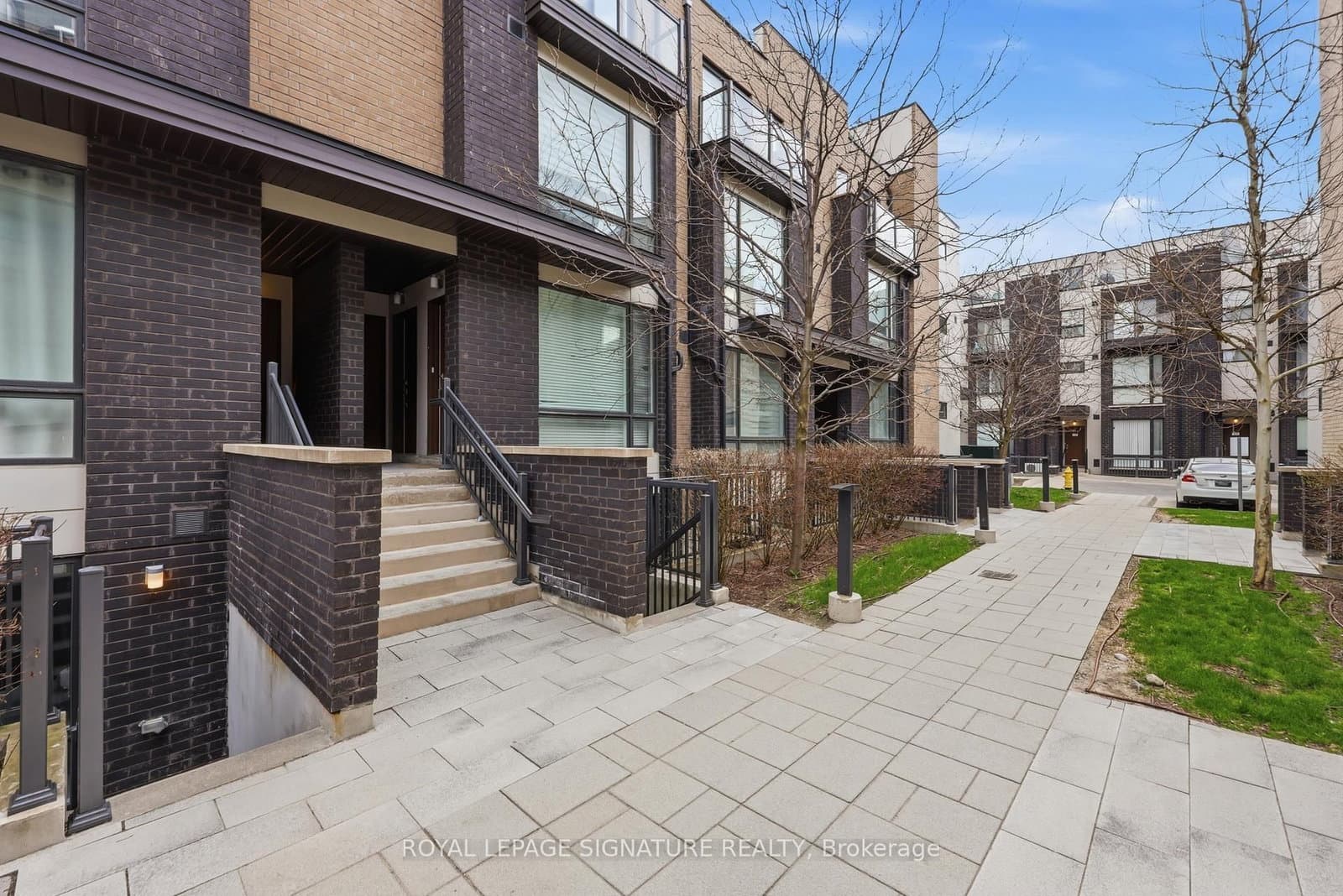 55 - 28 Fieldway Road, Toronto, ON — photo 3