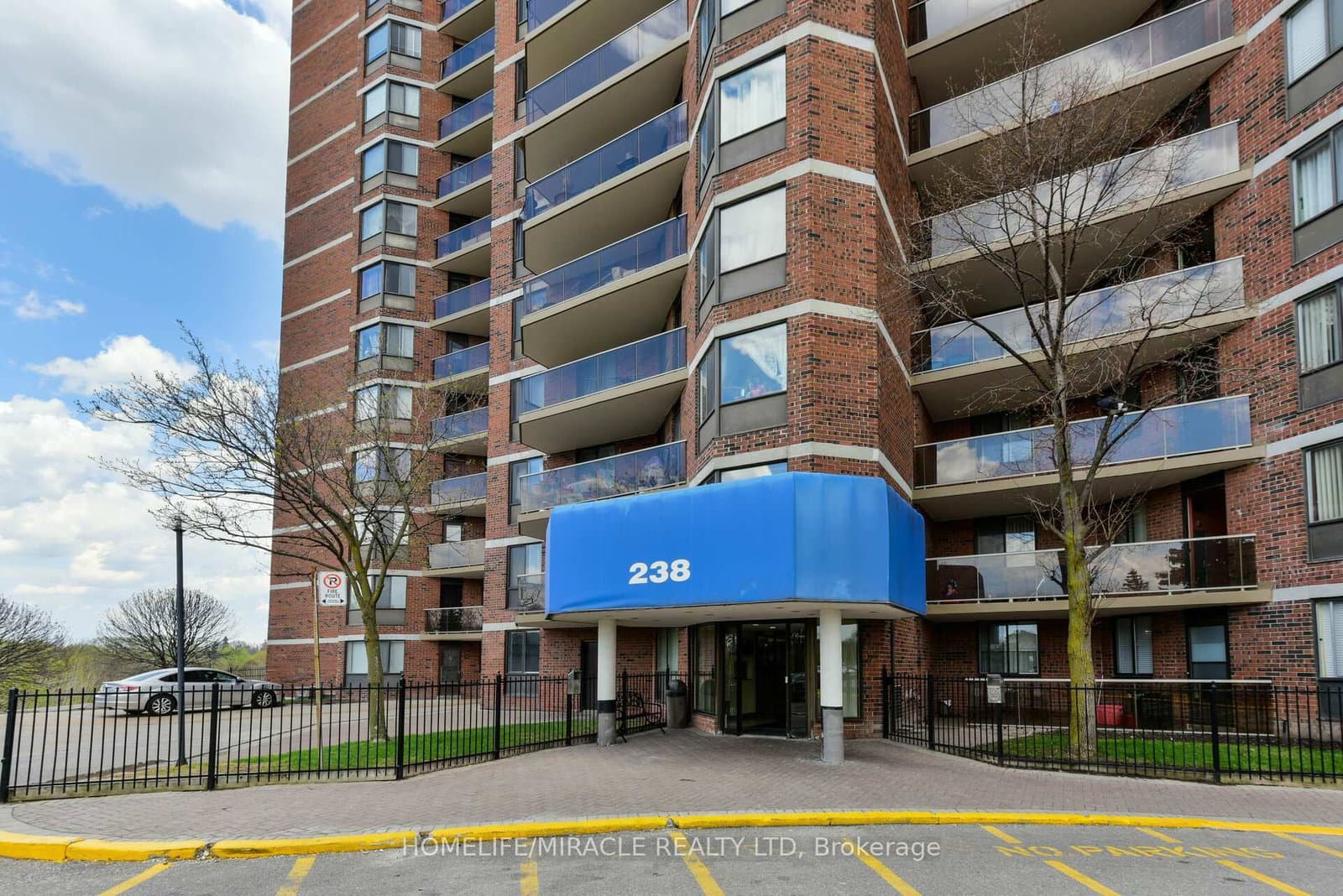102 - 238 Albion Road, Toronto, ON — photo 3