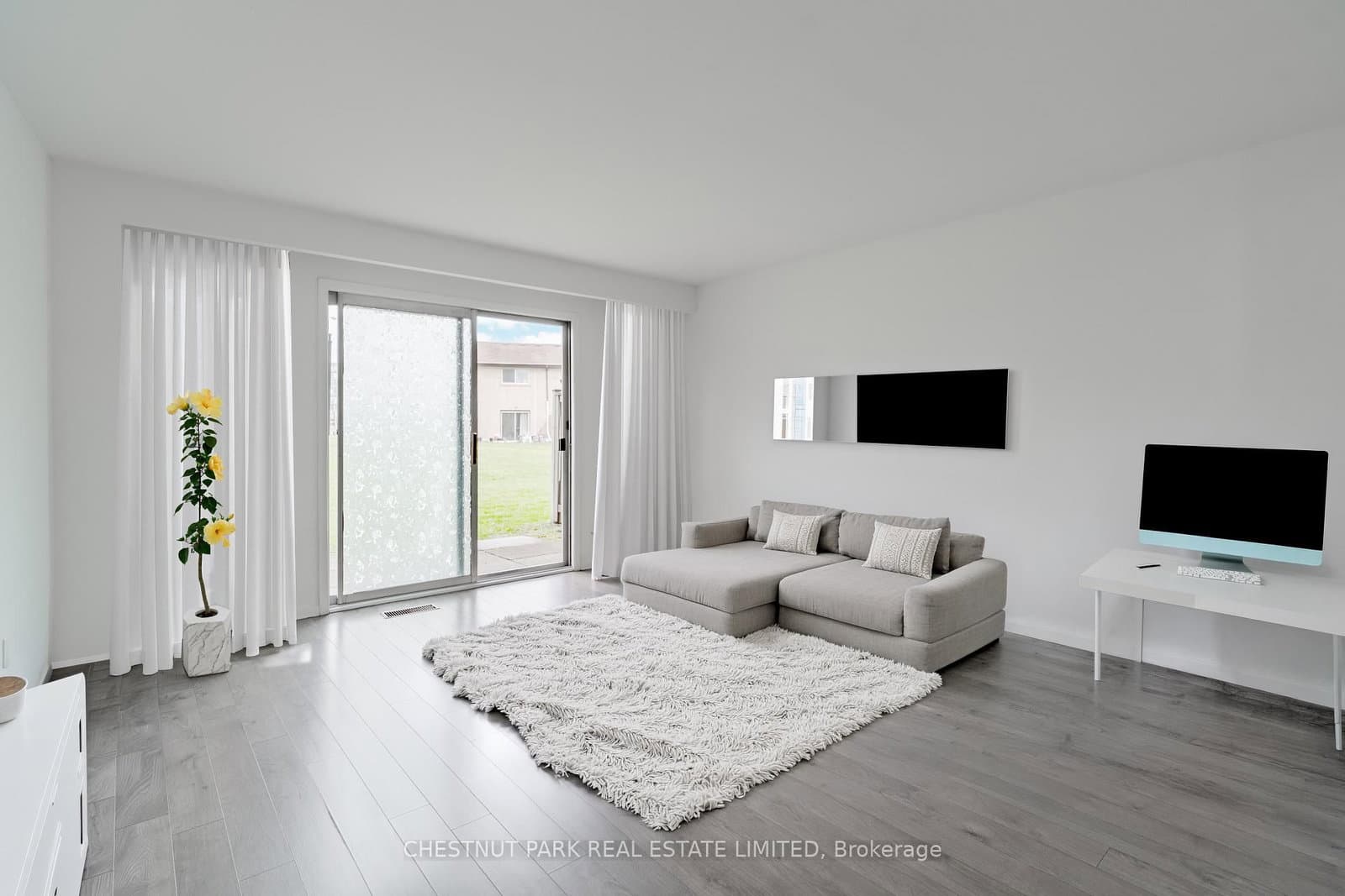 12 - 44 ROMFIELD Drive, Toronto, ON — photo 3