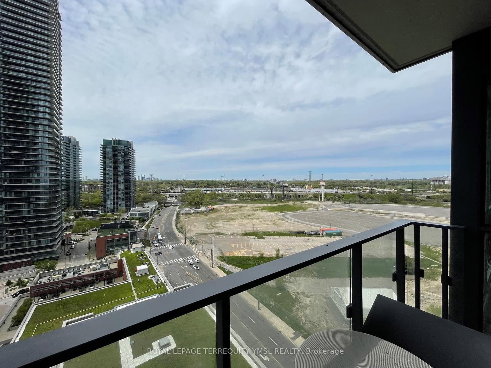 1806 - 2200 Lake Shore Boulevard, Toronto, ON — photo 2