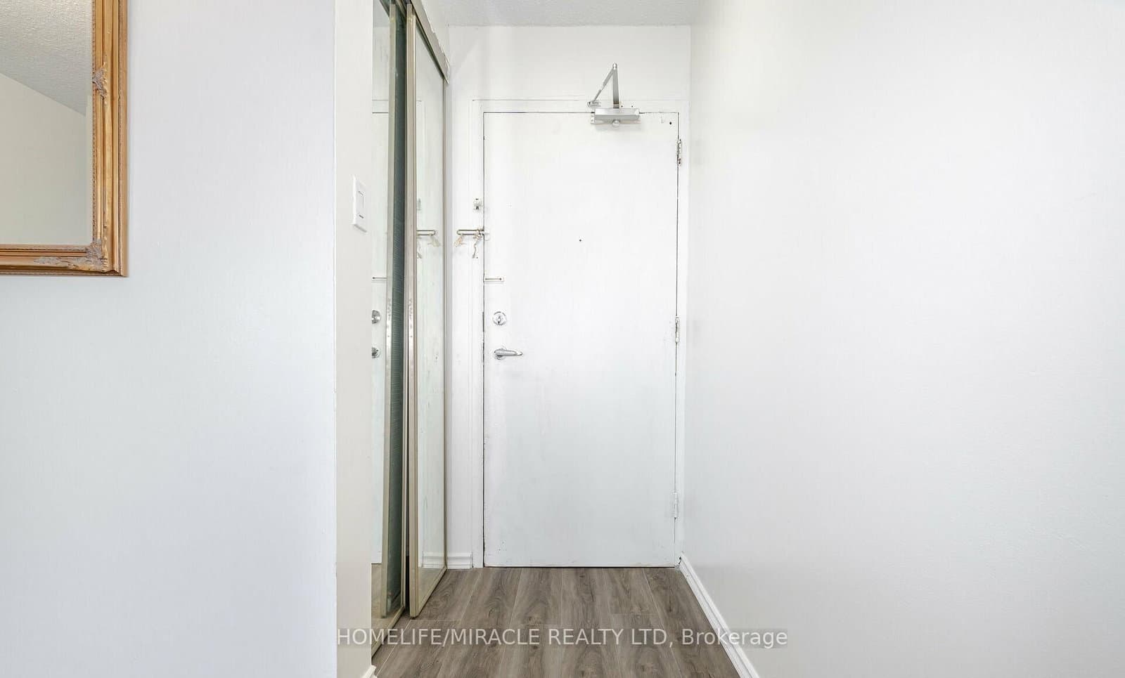 517 - 4673 Jane Street, Toronto, ON — photo 3