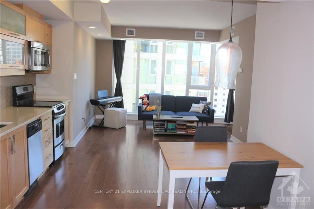 1803 - 40 NEPEAN Street, Ottawa, ON — photo 2