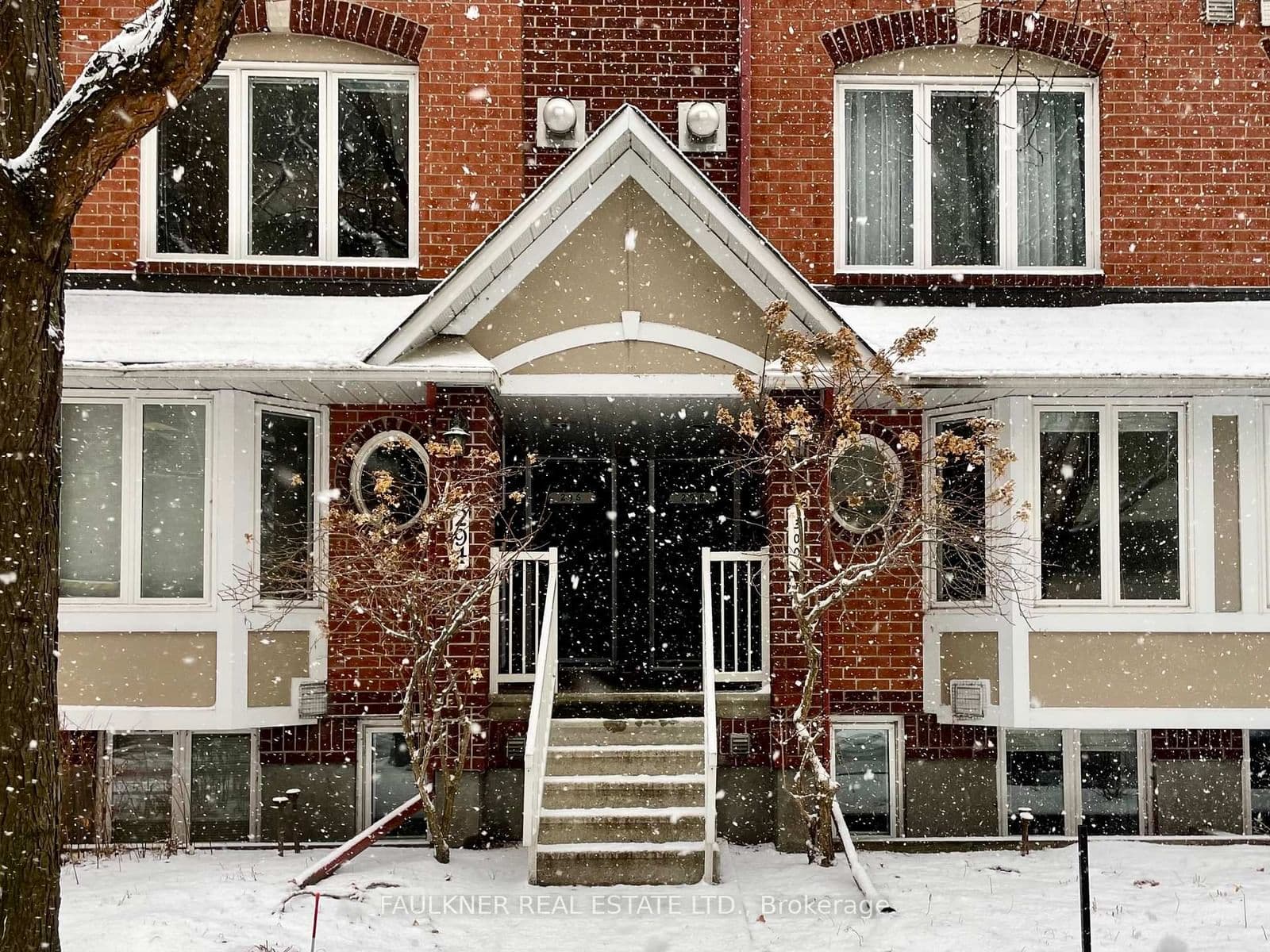 300 Gloucester Street, Ottawa, ON — photo 2