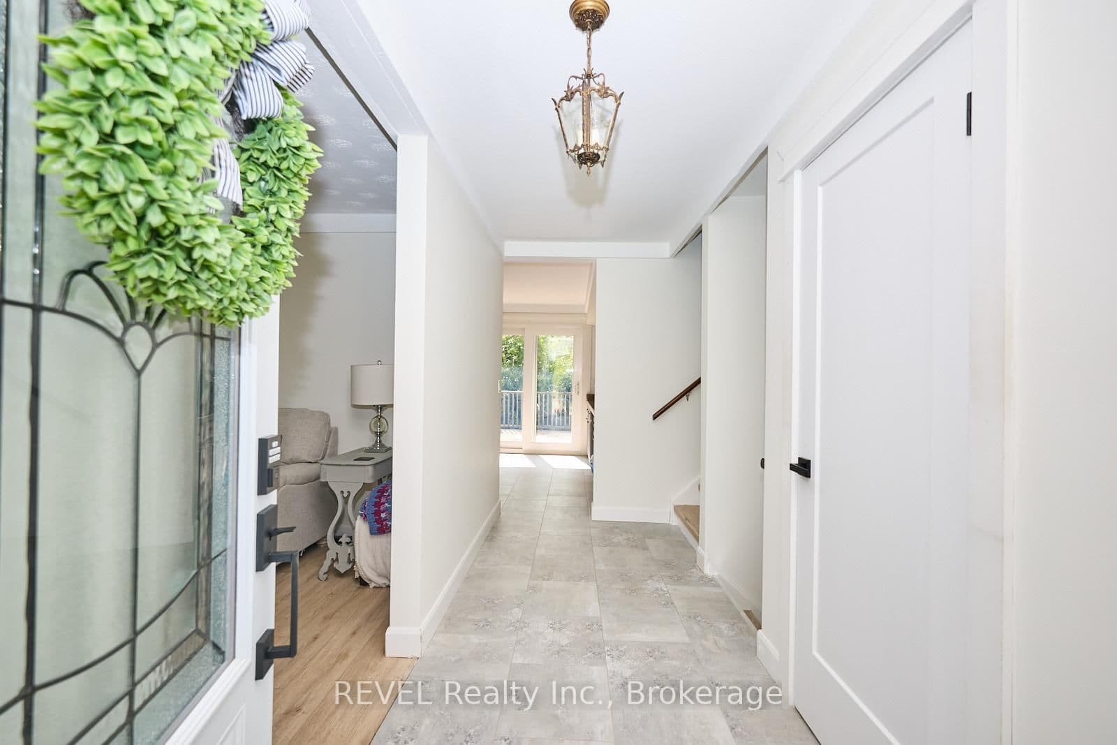 877 Daytona Drive, Fort Erie, ON — photo 3