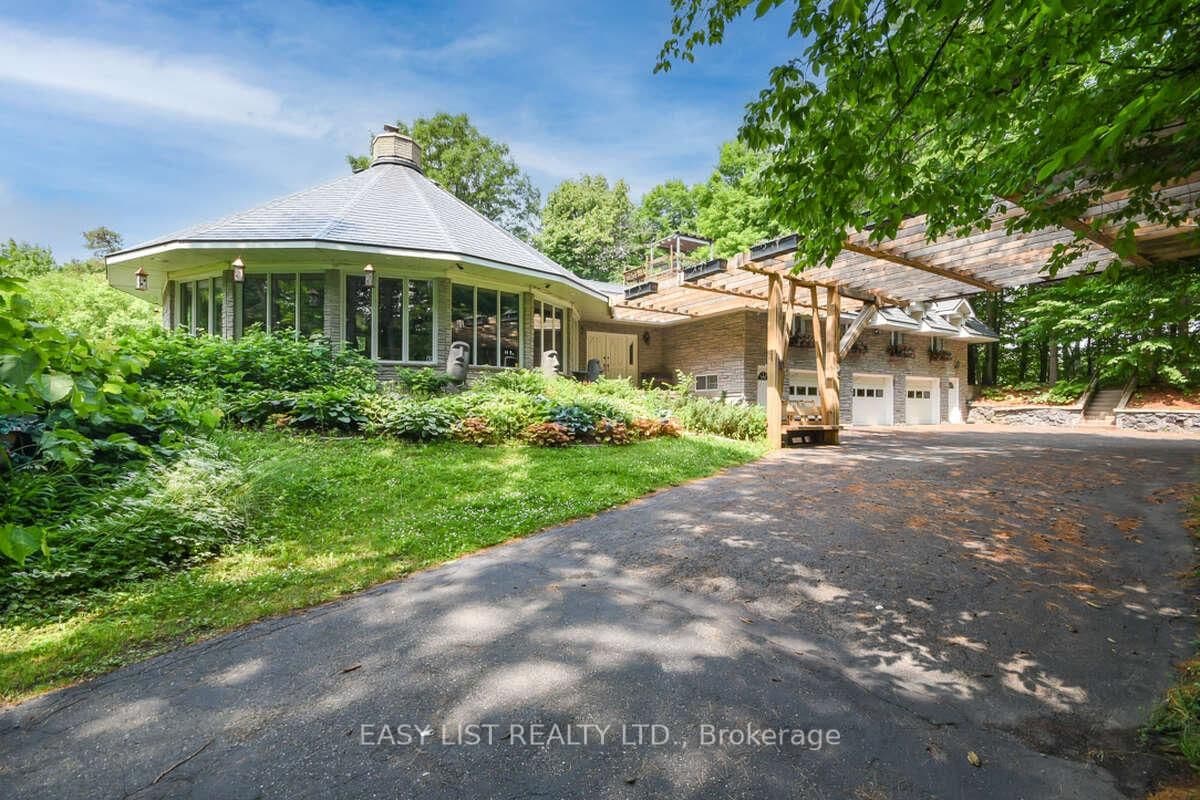1826 Canaan Road, Orleans, ON