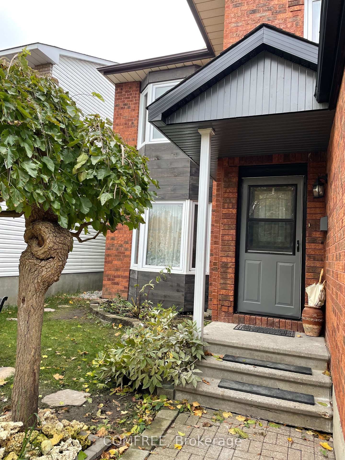 152 Twyford Street, Ottawa, ON — photo 2