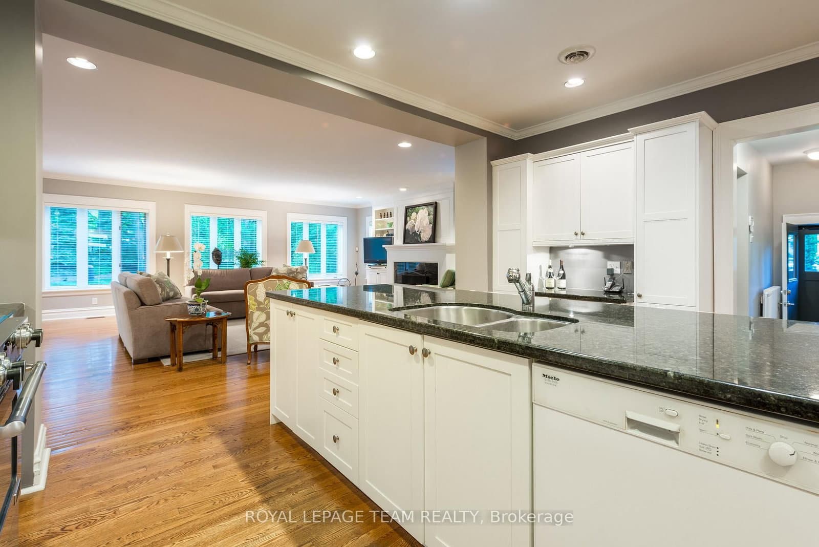 251 Park Road, Ottawa, ON — photo 3