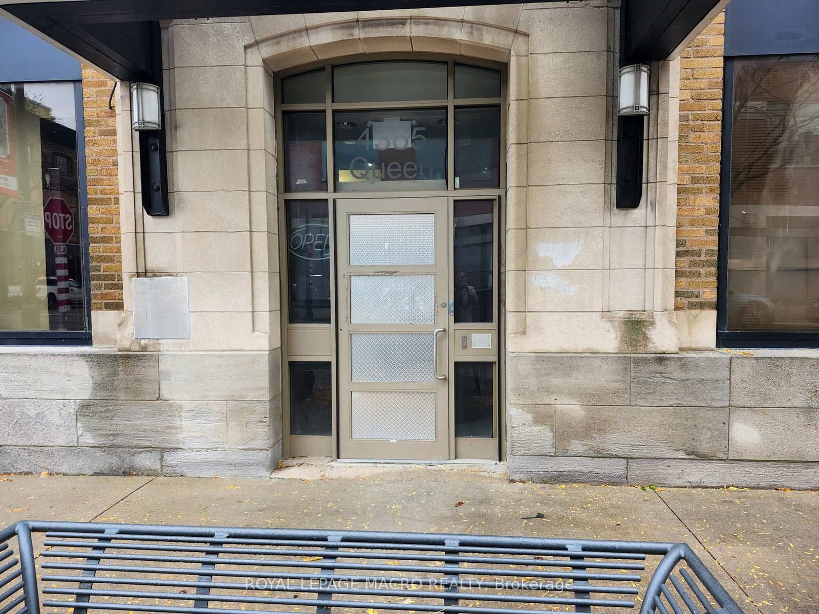 4365 Queen Street, Niagara Falls, ON — photo 2