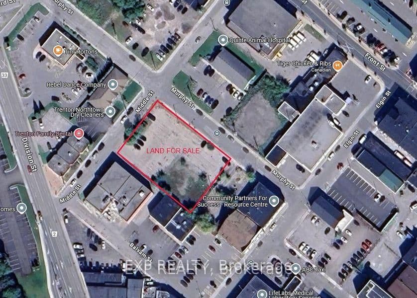 70 Murphy Street, Quinte West, ON — photo 2