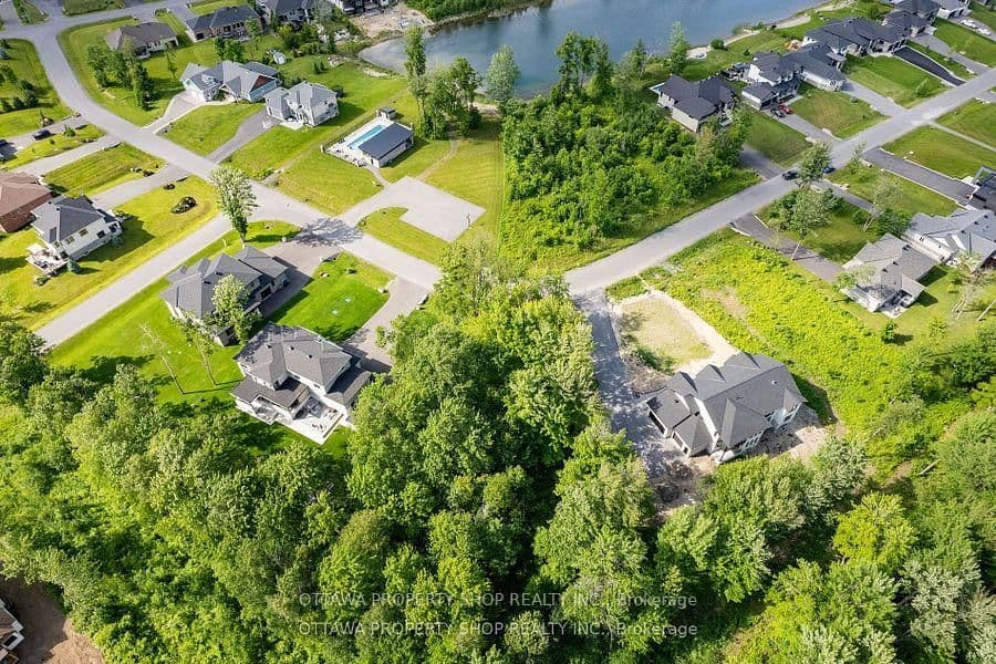 583 Shoreway Drive, Greely, ON — photo 4