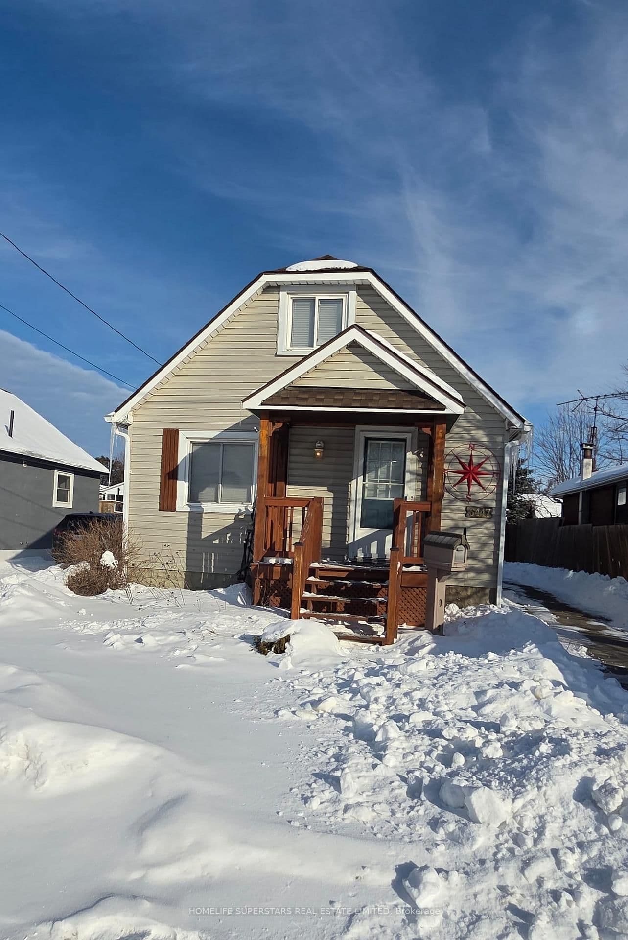 6447 Ash Street, Niagara Falls, ON